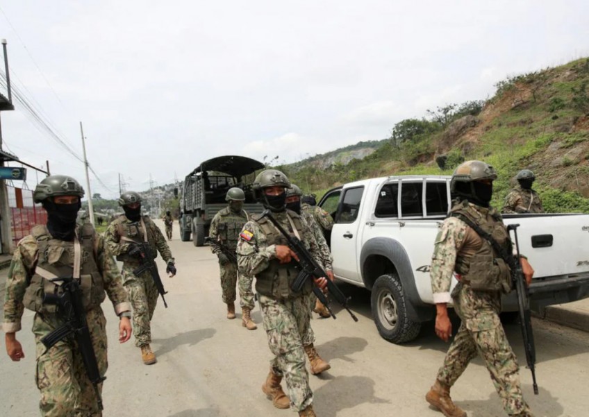 Dozens of prisoners escape Ecuador jail amid continued military operations