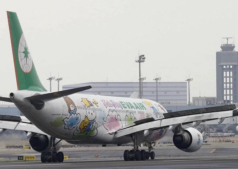 Pilots' union reaches deal with Taiwan's Eva Air, averting strike