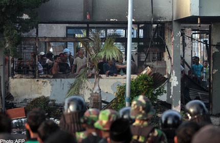 Medan prison riot: 4 terrorists among escaped convicts