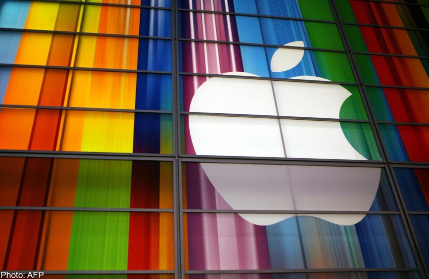 New Apple iPhone to have "mobile wallet" function: Bloomberg