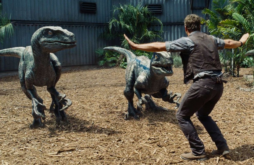 'Jurassic World' stomps rivals at N American box office