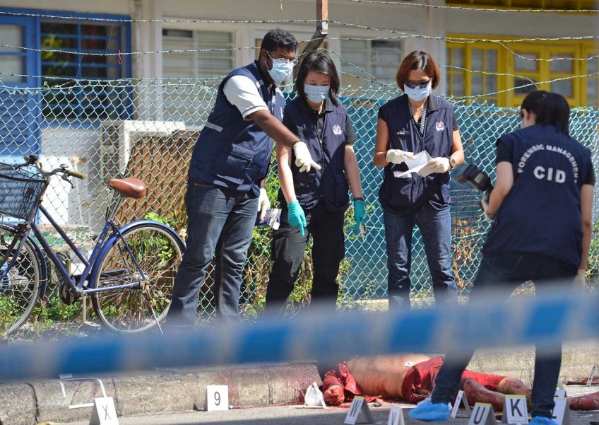Geylang death: Relative outraged as passers-by gawk, snap photos of body