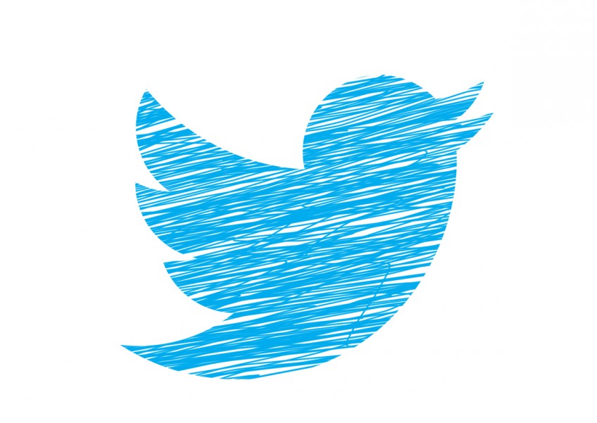 Twitter revamps website in bid to mimic mobile app