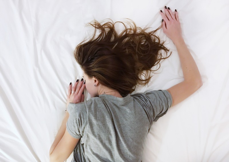 35 simple ways to improve your sleep
