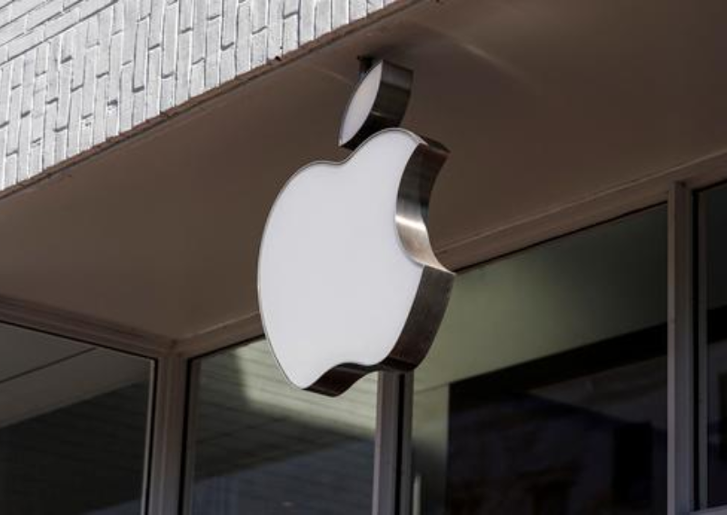 Apple reportedly had development and legal issues with its 5G modem