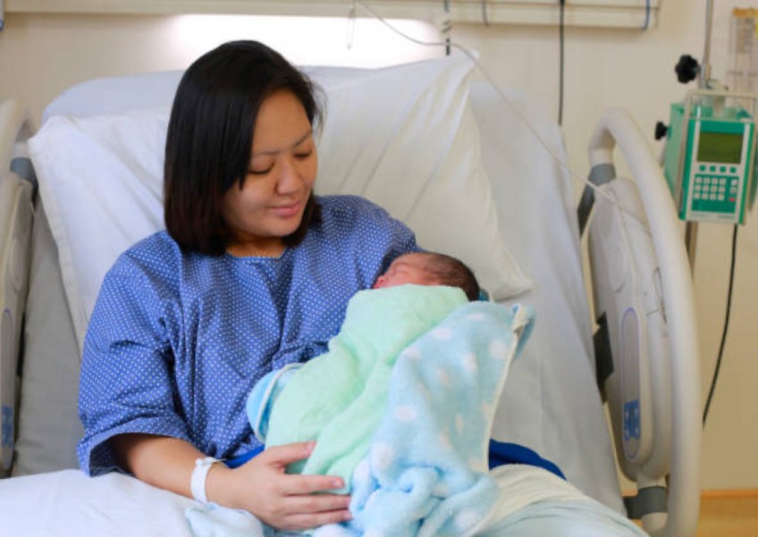 Confinement tips: Dos and don'ts for the 40 days after giving birth