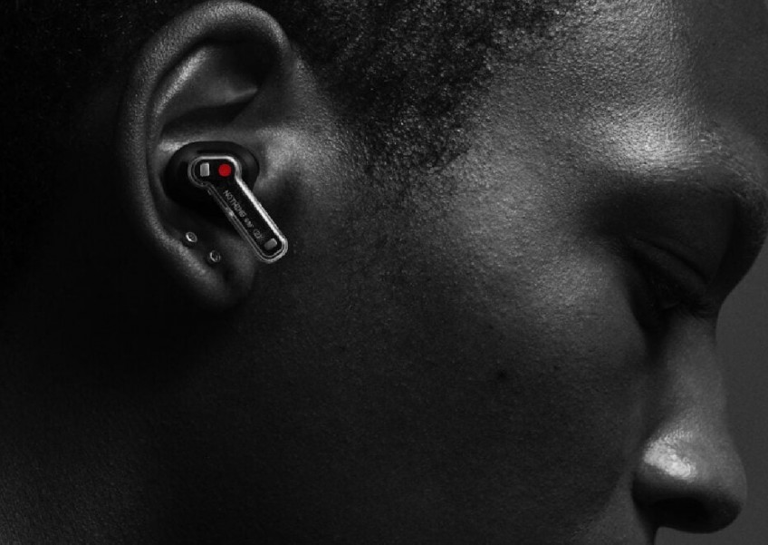 Nothing launches Ear (2) Black earbuds and updates the Nothing X app 