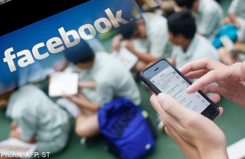 Teens exiting Facebook to avoid 'prying parents'
