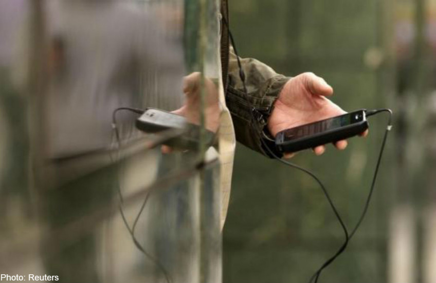 Bay Area techies ditch phones, tablets at 'digital detox' camp