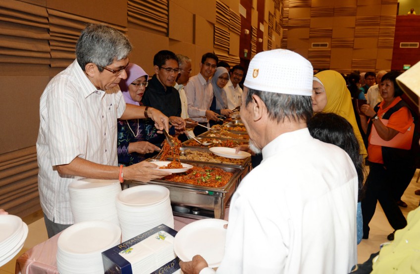 NTUC teams up with mosques to help low-income workers