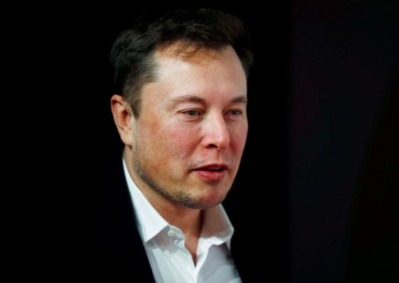 Tesla's Elon Musk calls for breakup of Amazon in tweet