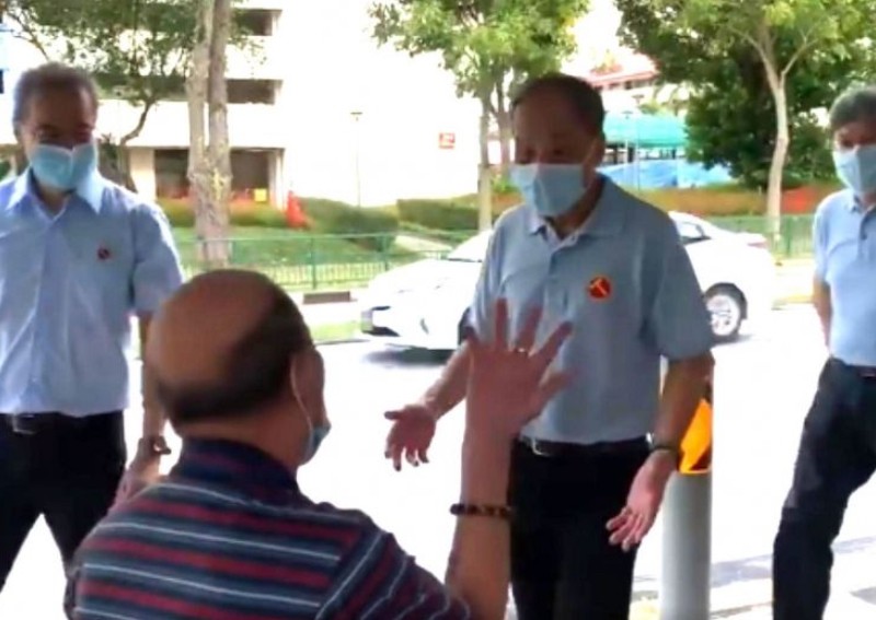 GE2020: Low Thia Khiang joins Dennis Tan on WP walkabout in Hougang