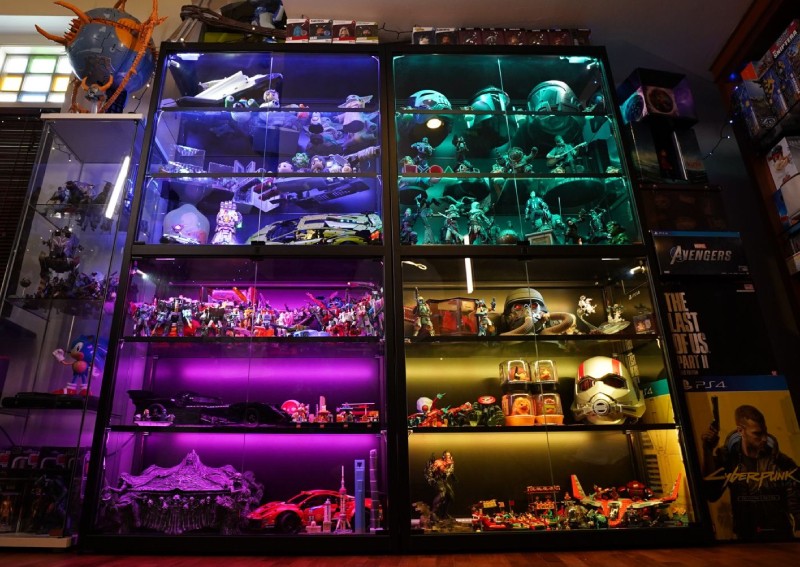 A space for your limited-edition toys with Terravault's smart display cabinet