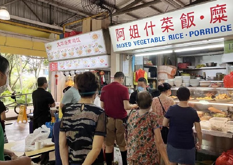 'Cost price of 1 piece of batang is $8': Stall owner in $11 'cai fan' debate says pricing is reasonable