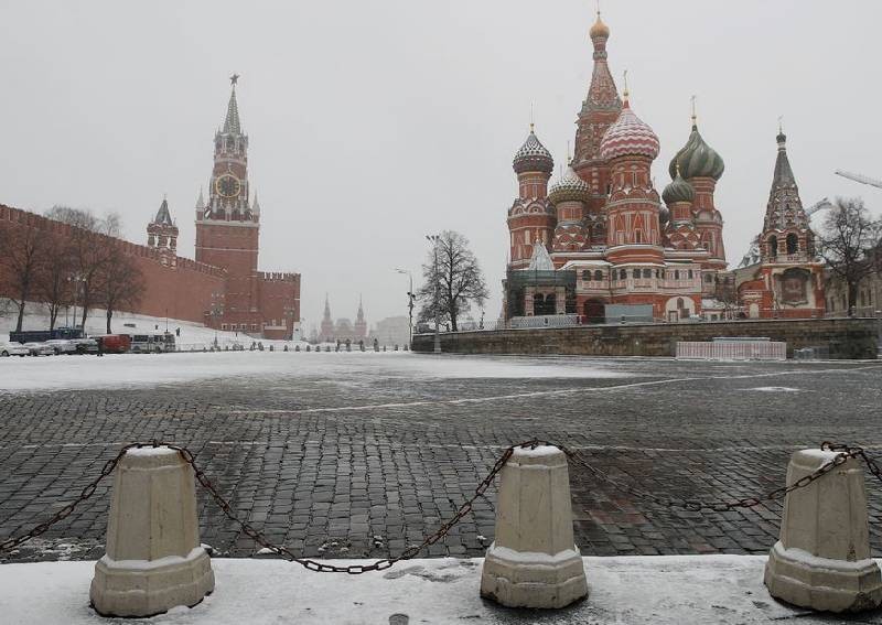 Russia slips into default zone as payment deadline expires
