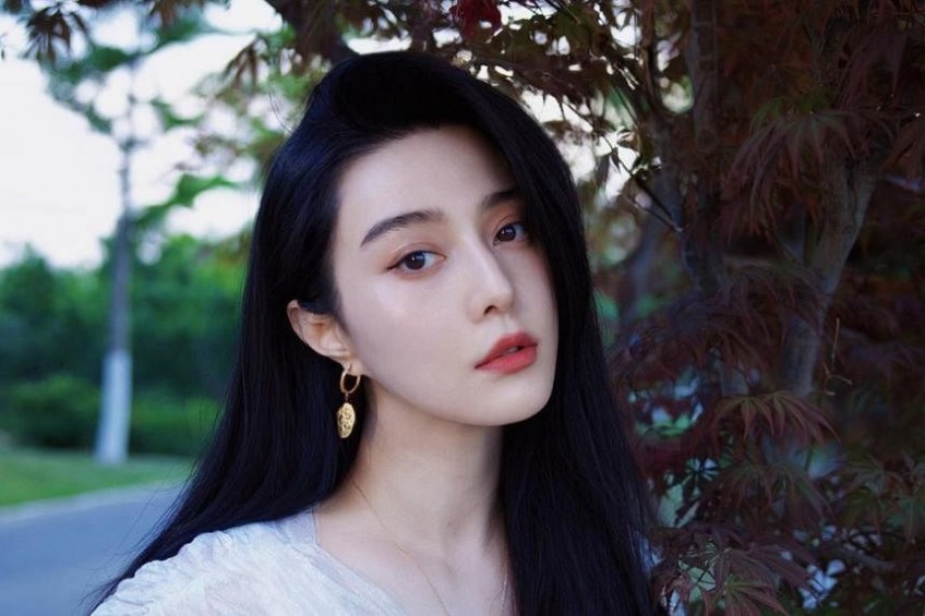 Rafflesia Arnoldi hamburger puls Fan Bingbing spotted behaving intimately outside restaurant with man;  rumoured to be dating ex-military officer, Entertainment News - AsiaOne