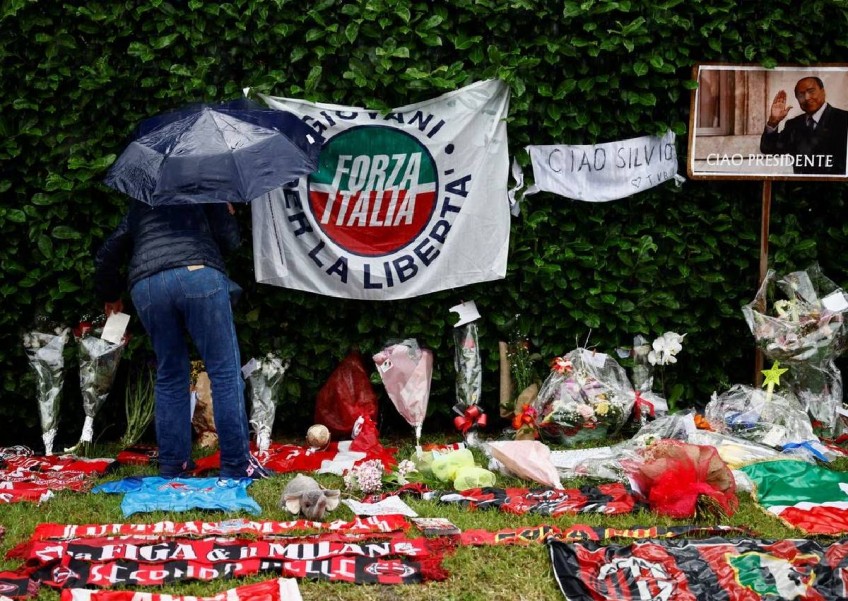 'Goodbye President': Berlusconi fans pay tribute to late leader