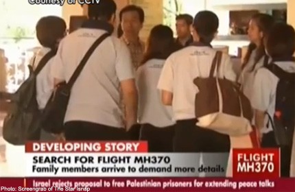 MH370: Families of Chinese passengers demand 'the truth'