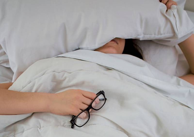 9 ways to cope after a night of insomnia