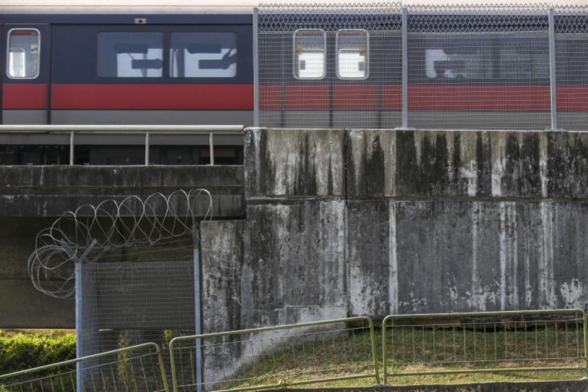 Barbed wire coils put up near Kallang MRT, where man was run over by train