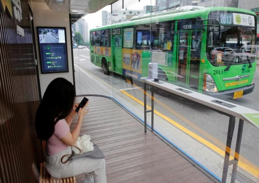 Seoul bus drivers strike over pay, snarling commute in South Korean capital