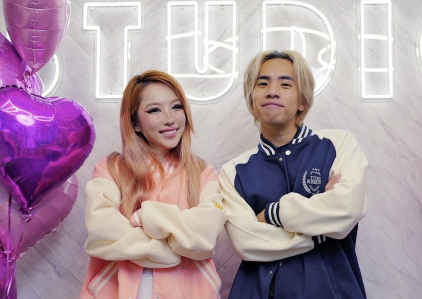 Xiaxue joins Tan Jianhao's media company; duo will host new podcast together 