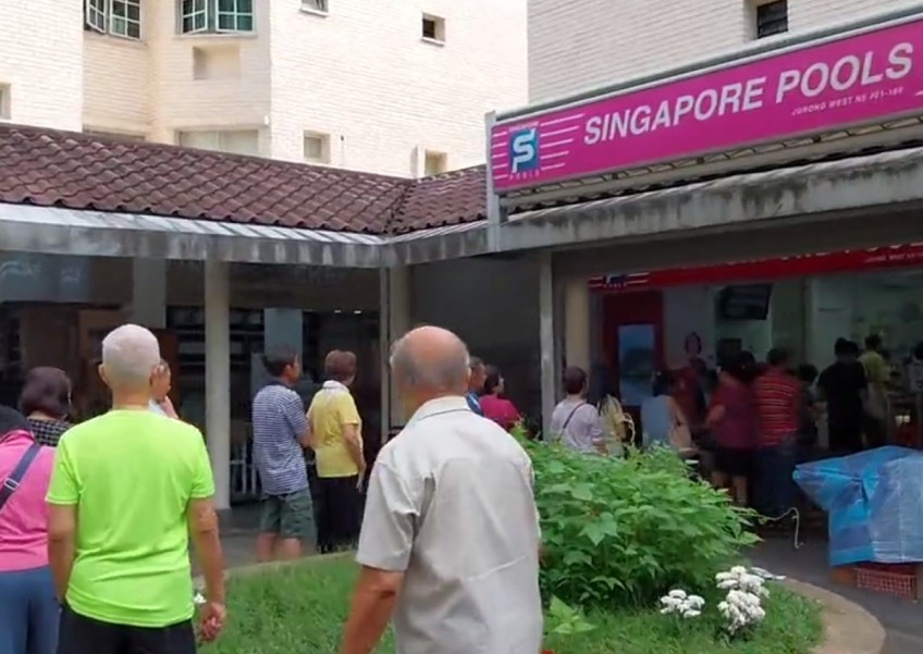 $10m Toto draw draws long queue at Jurong West Singapore Pools outlet
