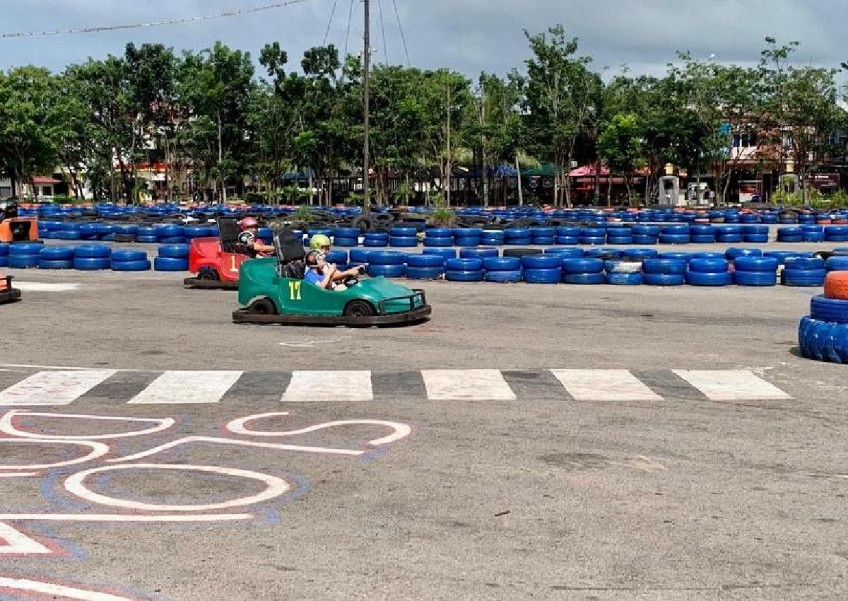 Singaporean killed in Batam accident: Go-kart circuit lacks safety features, say patrons