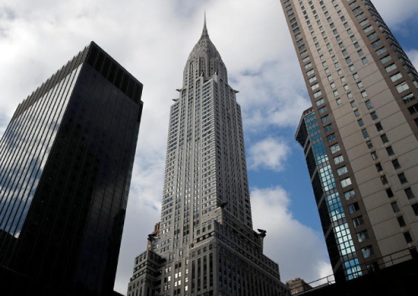 Chrysler Building sold at huge loss