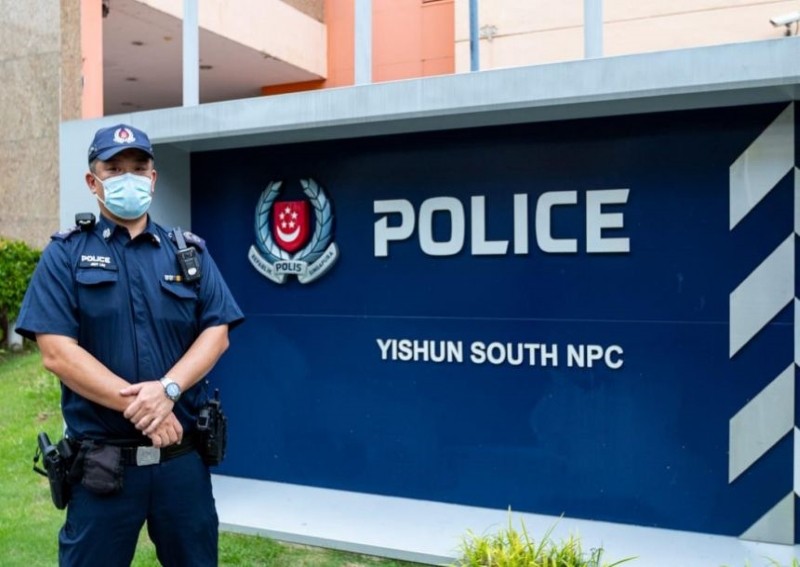Policeman accused of bullying elderly woman in Yishun speaks out, OP apologises