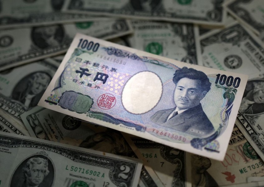 Yen dips after Japan's top finance diplomat says watching forex moves