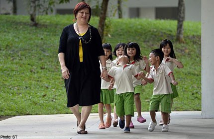 Training and pay rise for pre-school teachers