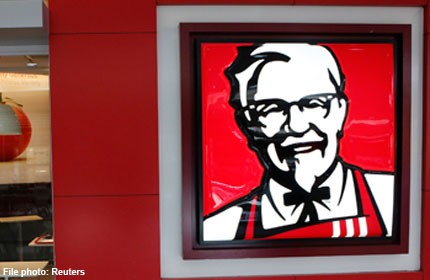 One killed in attack on KFC in town north of Cairo-report 