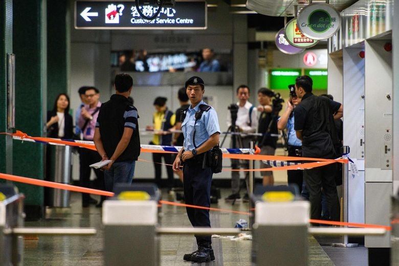 Police shoot knifeman in Hong Kong MTR station