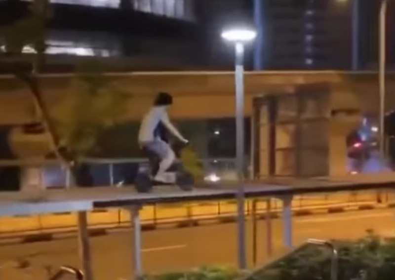 Latest 'loophole' in PMD footpath ban sees rider rolling on top of sheltered walkway