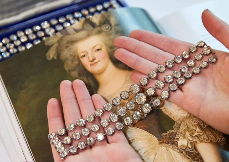Marie Antoinette diamond bracelets soar to $11 million at auction