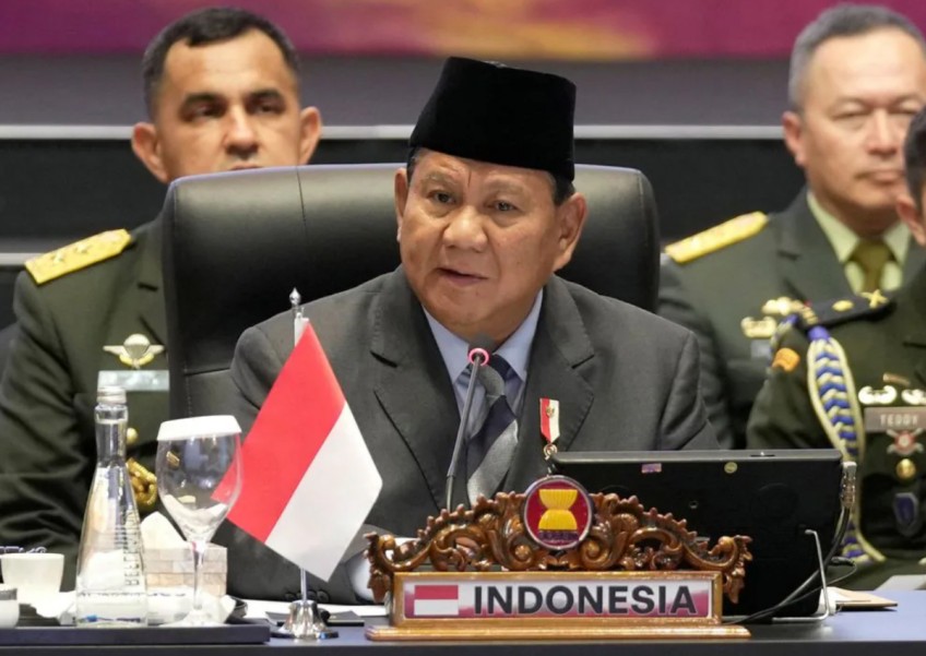 Indonesian presidential hopefuls consider ending state power monopoly