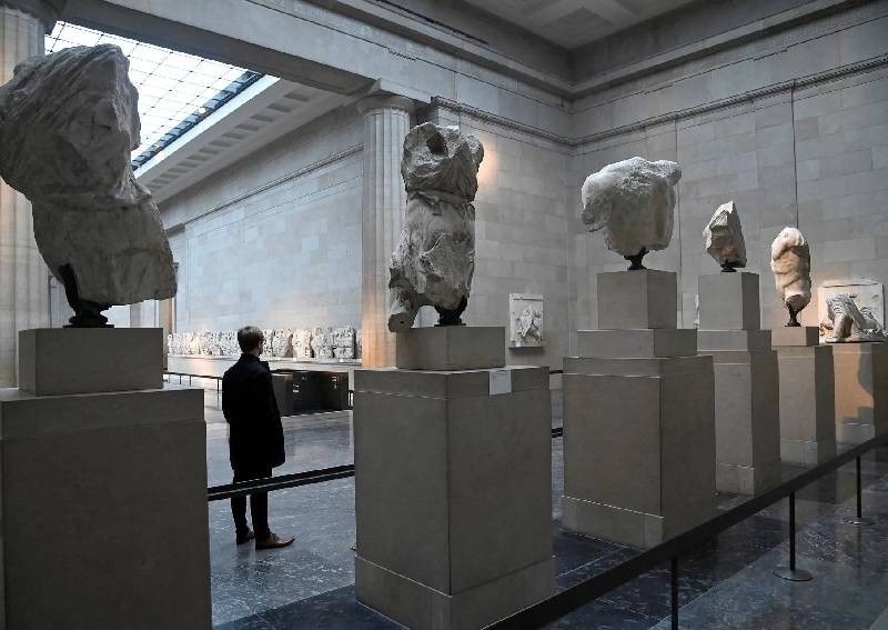 Greece, Britain trade blame over cancelled meeting in Parthenon marbles dispute
