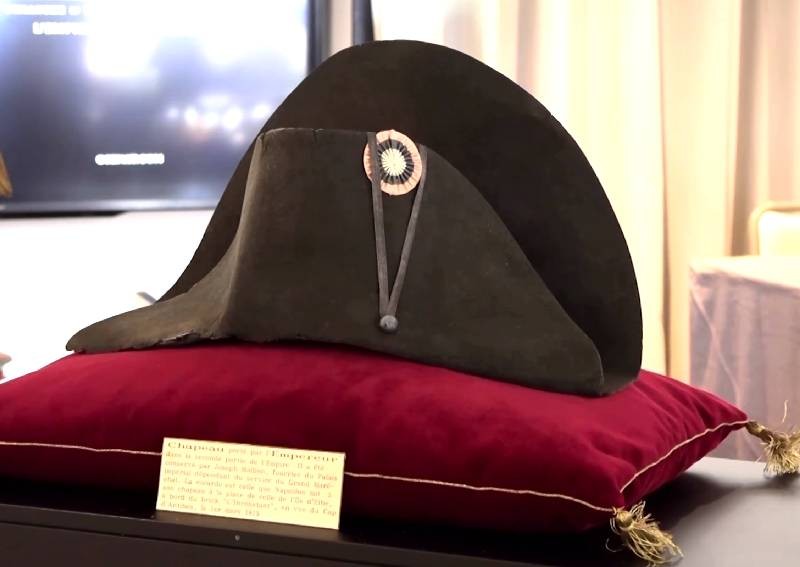 Napoleon hat fetches record $2.8 million at Paris auction