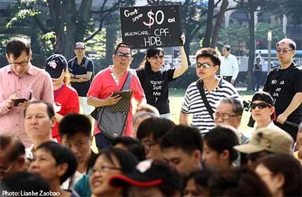 Third Population White Paper protest draws smaller crowd 