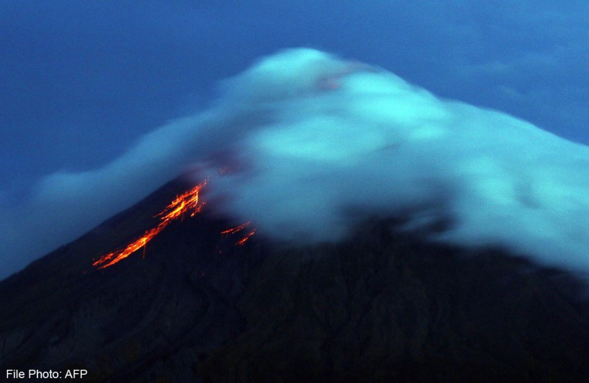 Fresh lava spews out of Philippine volcano, stoking eruption fears