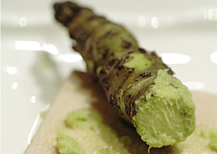 Japan sushi chain stung by 'wasabi terrorism' claims