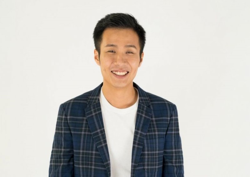 Singer and Project Superstar winner Kelvin Tan engaged