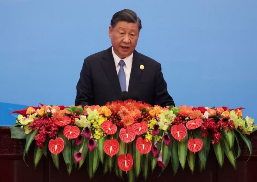 China's Xi offers to help Sri Lanka, buy more of its exports