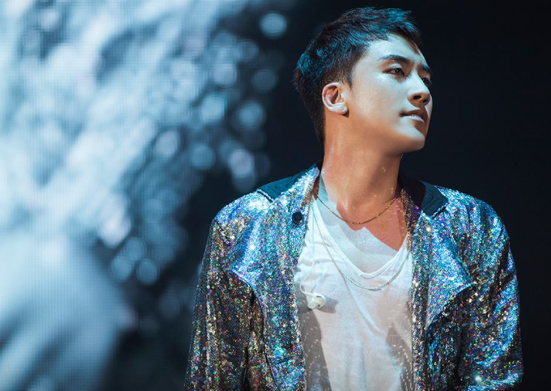 'Every part of our itineraries was the same': Disgraced K-pop star Seungri caught two-timing women on Bali vacation