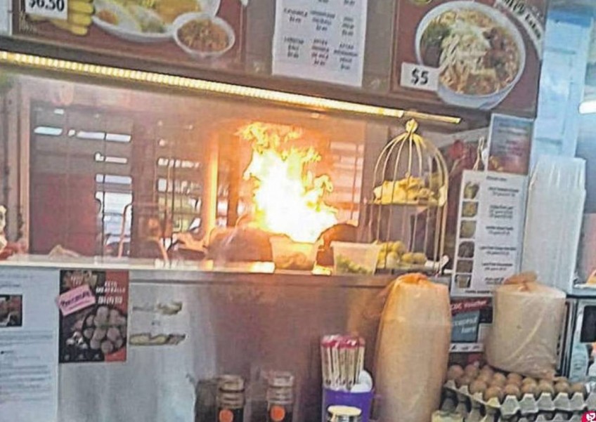 Toa Payoh zi char hawker sent to hospital after helping to put out fire at neighbouring stall