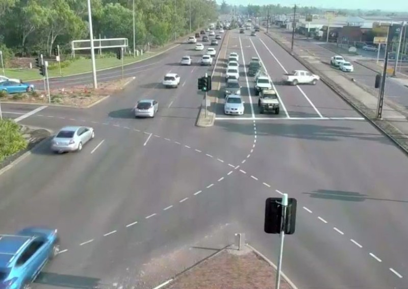 White truck in Australia whizzes across 7 lanes of traffic unscathed