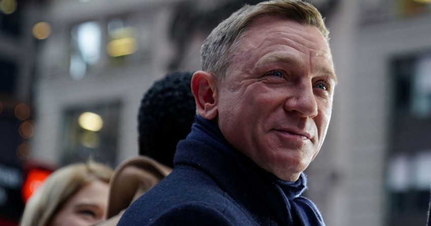 'Massively grateful' Daniel Craig bids farewell to James Bond