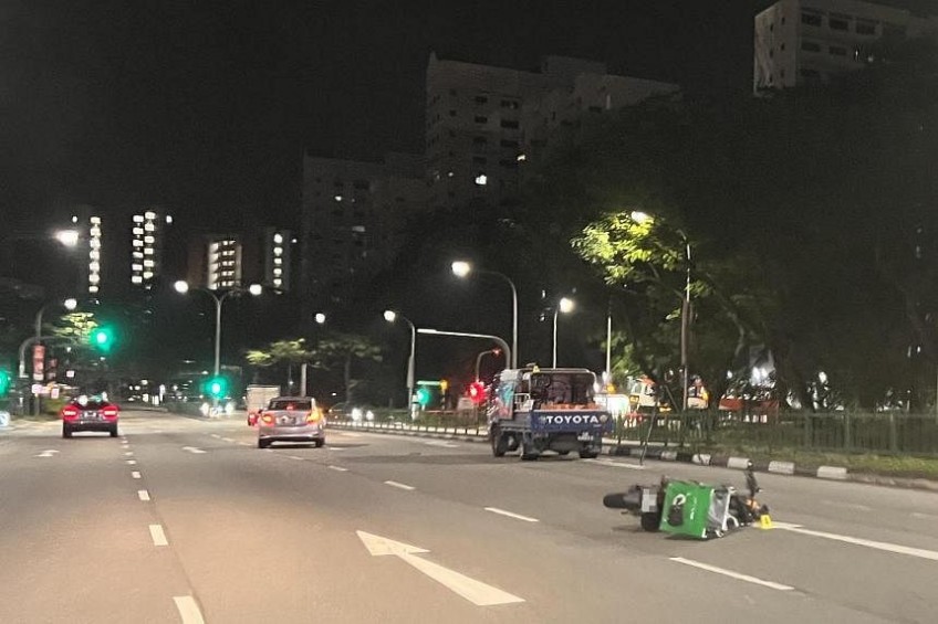 Delivery rider dies after accident with lorry in Hougang
