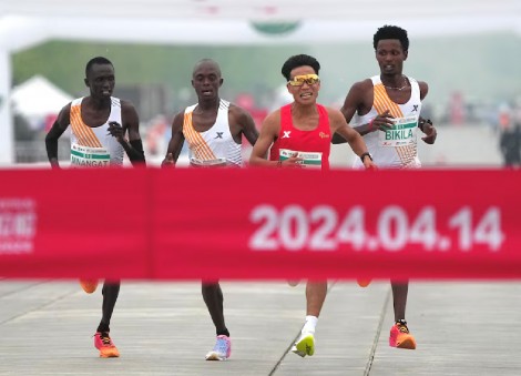 3 African runners 'allowed Chinese athlete to finish first': China revokes win for He Jie after investigation into half marathon
